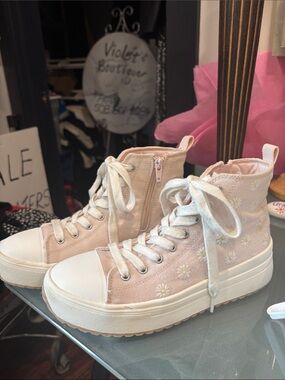 art class Pink Daisy High-Top Platform Sneakers for Women